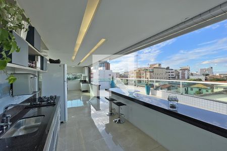 Apartamento à venda com 402m², 4 quartos e 6 vagasCozinha