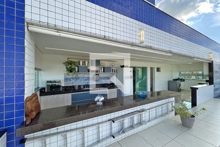 Apartamento à venda com 402m², 4 quartos e 6 vagasCozinha