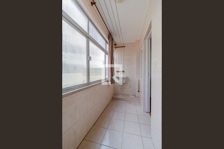Apartamento para alugar com 81m², 2 quartos e 1 vaga Apartamento para alugar com 81m², 2 quartos e 1 vagaÁrea de serviço