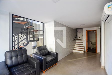 Apartamento para alugar com 101m², 2 quartos e sem vaga Apartamento para alugar com 101m², 2 quartos e sem vagaEntrada