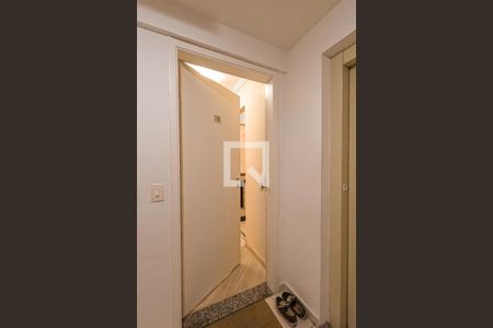 Apartamento à venda com 75m², 3 quartos e 2 vagasEntrada