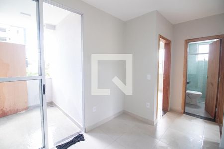 Sala de apartamento à venda com 2 quartos, 53m² em Ingá, Betim