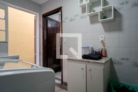 Casa à venda com 192m², 6 quartos e 2 vagasÁrea de Serviço