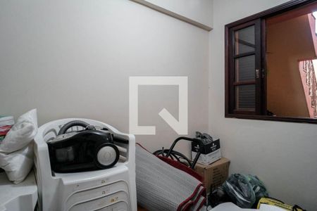 Casa à venda com 192m², 6 quartos e 2 vagasQuarto 4