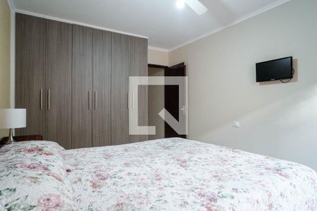 Casa à venda com 192m², 6 quartos e 2 vagasQuarto 2