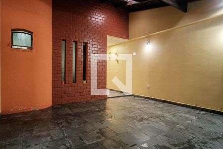 Casa à venda com 192m², 6 quartos e 2 vagasGaragem