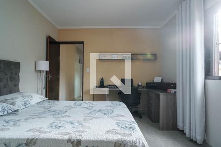 Casa à venda com 192m², 6 quartos e 2 vagasQuarto 1