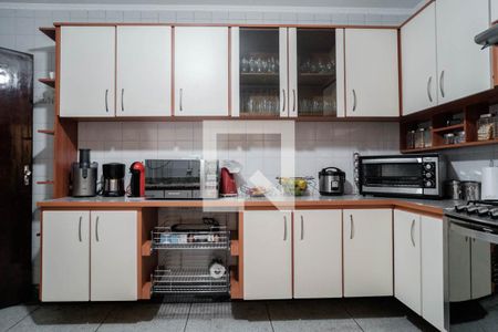 Casa à venda com 192m², 6 quartos e 2 vagasCozinha