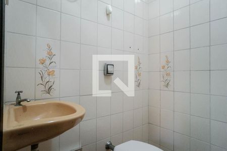 Casa à venda com 192m², 6 quartos e 2 vagasBanheiro de Serviço