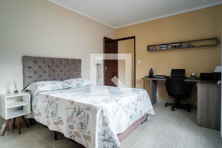 Casa à venda com 192m², 6 quartos e 2 vagasQuarto 1