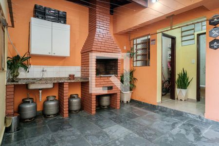 Casa à venda com 192m², 6 quartos e 2 vagasÁrea Externa