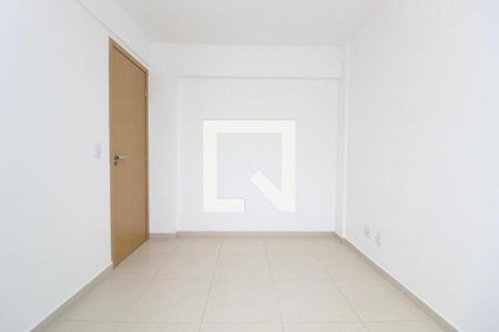 Quarto 2 de apartamento para alugar com 2 quartos, 59m² em Carlos Prates, Belo Horizonte