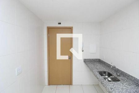 Cozinha de apartamento para alugar com 2 quartos, 58m² em Carlos Prates, Belo Horizonte