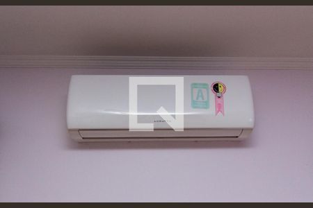 Casa à venda com 300m², 3 quartos e 8 vagas Casa à venda com 300m², 3 quartos e 8 vagasDetalhe - Suíte 3