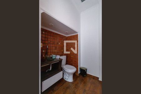 Casa à venda com 300m², 3 quartos e 8 vagas Casa à venda com 300m², 3 quartos e 8 vagasLavabo - Espaço Gourmet