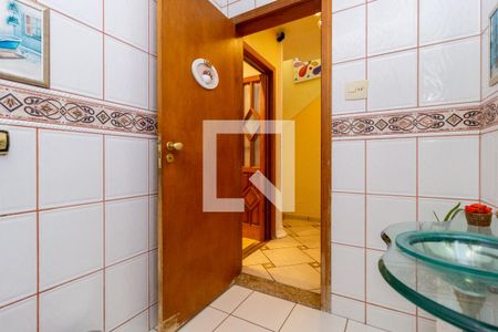 Casa à venda com 300m², 3 quartos e 8 vagas Casa à venda com 300m², 3 quartos e 8 vagasLavabo