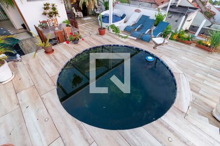 Casa à venda com 300m², 3 quartos e 8 vagas Casa à venda com 300m², 3 quartos e 8 vagasDetalhe - Espaço Gourmet