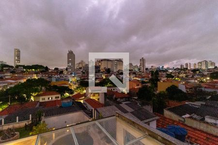 Casa à venda com 300m², 3 quartos e 8 vagas Casa à venda com 300m², 3 quartos e 8 vagasVista - Varanda