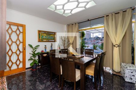 Casa à venda com 300m², 3 quartos e 8 vagas Casa à venda com 300m², 3 quartos e 8 vagasSala de Jantar