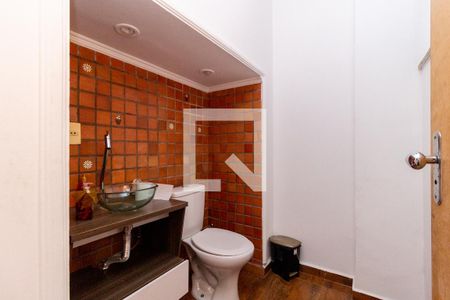 Casa à venda com 300m², 3 quartos e 8 vagas Casa à venda com 300m², 3 quartos e 8 vagasLavabo - Espaço Gourmet