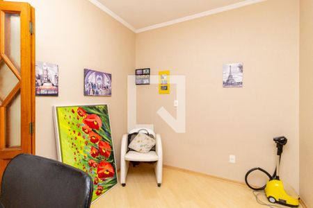 Casa à venda com 300m², 3 quartos e 8 vagas Casa à venda com 300m², 3 quartos e 8 vagasEscritório