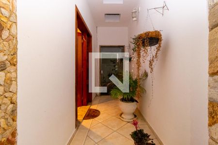 Casa à venda com 300m², 3 quartos e 8 vagas Casa à venda com 300m², 3 quartos e 8 vagasHall de entrada