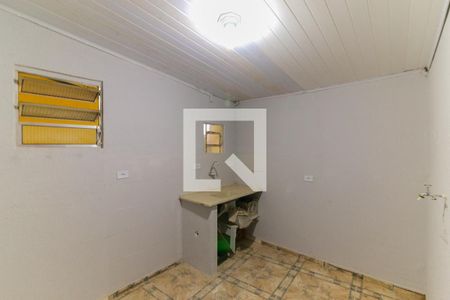 Cozinha de casa para alugar com 1 quarto, 20m² em Jardim Miriam, São Paulo
