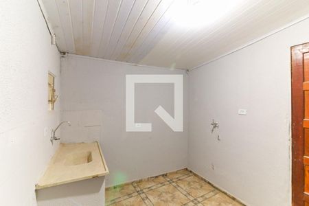 Cozinha de casa para alugar com 1 quarto, 20m² em Jardim Miriam, São Paulo
