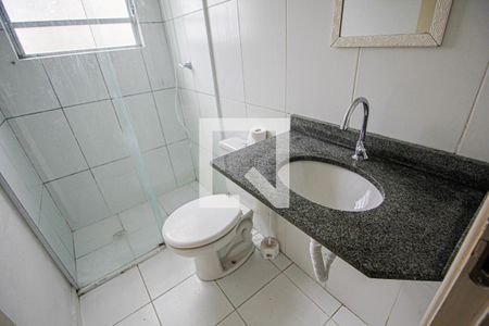 Banheiro de apartamento à venda com 1 quarto, 38m² em Parque Sao Vicente, Santo André