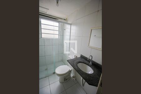 Banheiro de apartamento à venda com 1 quarto, 38m² em Parque Sao Vicente, Santo André
