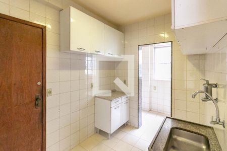 Apartamento à venda com 98m², 3 quartos e 2 vagasCozinha e Área de Serviço