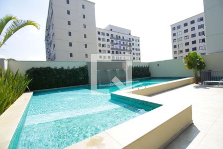 Apartamento à venda com 34m², 2 quartos e sem vagaÁrea comum - Piscina