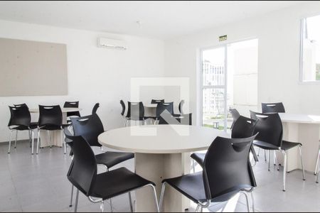 Apartamento à venda com 42m², 1 quarto e 1 vaga Apartamento à venda com 42m², 1 quarto e 1 vagaSalão de festas