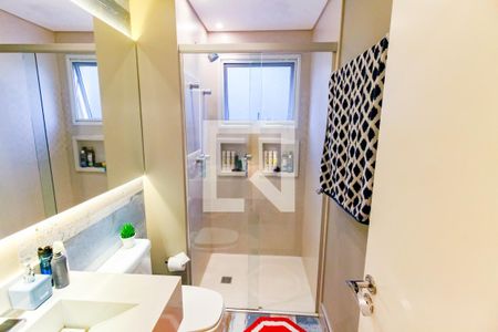 Apartamento à venda com 165m², 4 quartos e 3 vagasBanheiro da Suíte 2