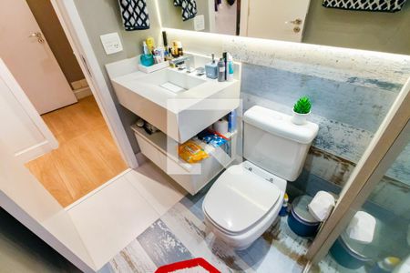 Apartamento à venda com 165m², 4 quartos e 3 vagasBanheiro da Suíte 2