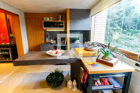 Apartamento à venda com 165m², 4 quartos e 3 vagasVaranda gourmet