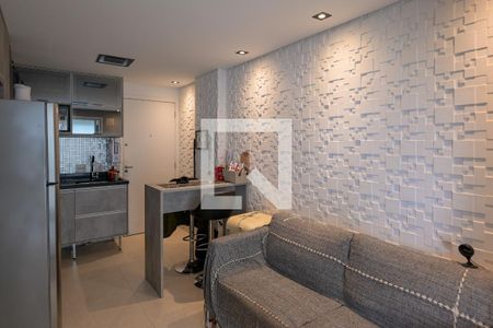 Sala/Cozinha de kitnet/studio à venda com 1 quarto, 35m² em Cambuci, São Paulo