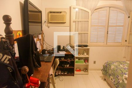 Apartamento à venda com 500m², 3 quartos e 2 vagas Apartamento à venda com 500m², 3 quartos e 2 vagasQuarto