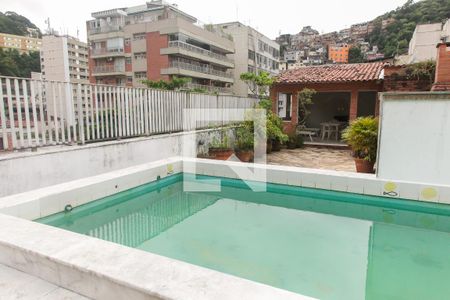 Apartamento à venda com 500m², 3 quartos e 2 vagas Apartamento à venda com 500m², 3 quartos e 2 vagasQuintal