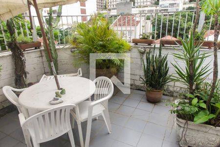 Apartamento à venda com 500m², 3 quartos e 2 vagas Apartamento à venda com 500m², 3 quartos e 2 vagasQuintal