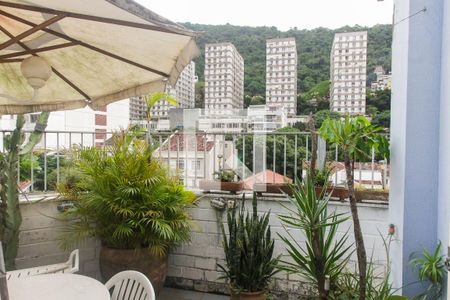 Apartamento à venda com 500m², 3 quartos e 2 vagas Apartamento à venda com 500m², 3 quartos e 2 vagasQuintal