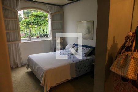 Apartamento à venda com 500m², 3 quartos e 2 vagas Apartamento à venda com 500m², 3 quartos e 2 vagasQuarto