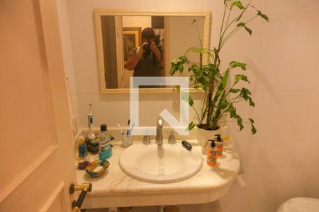 Apartamento à venda com 500m², 3 quartos e 2 vagas Apartamento à venda com 500m², 3 quartos e 2 vagasBanheiro