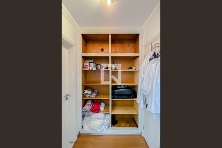 Apartamento à venda com 133m², 3 quartos e 2 vagasQuarto 2 - Suíte