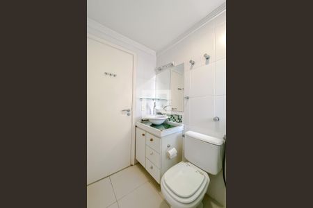 Apartamento à venda com 133m², 3 quartos e 2 vagasBanheiro da Suíte 1