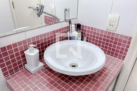 Apartamento à venda com 133m², 3 quartos e 2 vagasBanheiro da Suíte 2