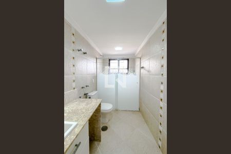 Apartamento à venda com 133m², 3 quartos e 2 vagasBanheiro da Suíte 3