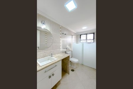 Apartamento à venda com 133m², 3 quartos e 2 vagasBanheiro da Suíte 3