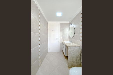 Apartamento à venda com 133m², 3 quartos e 2 vagasBanheiro da Suíte 3