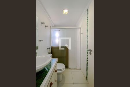 Apartamento à venda com 133m², 3 quartos e 2 vagasBanheiro da Suíte 1